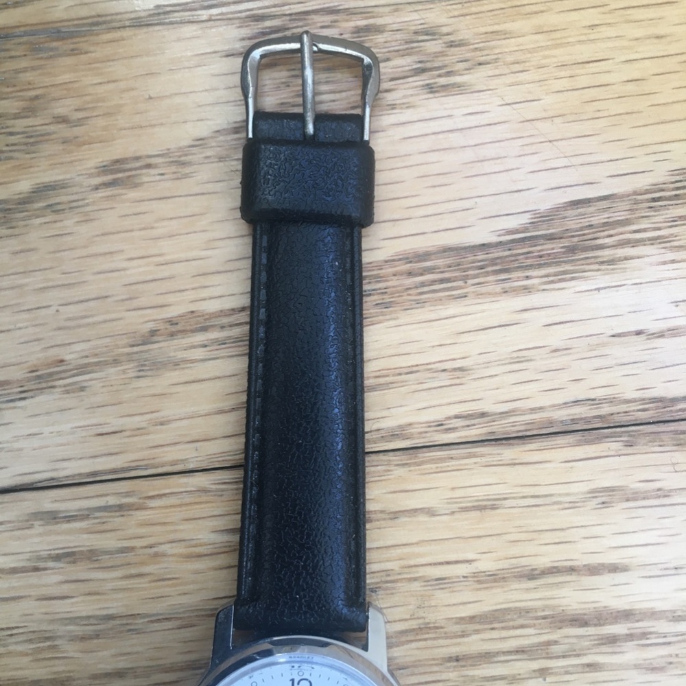 Classic 1970's Mickey Mouse Watch - Picture 5 of 7